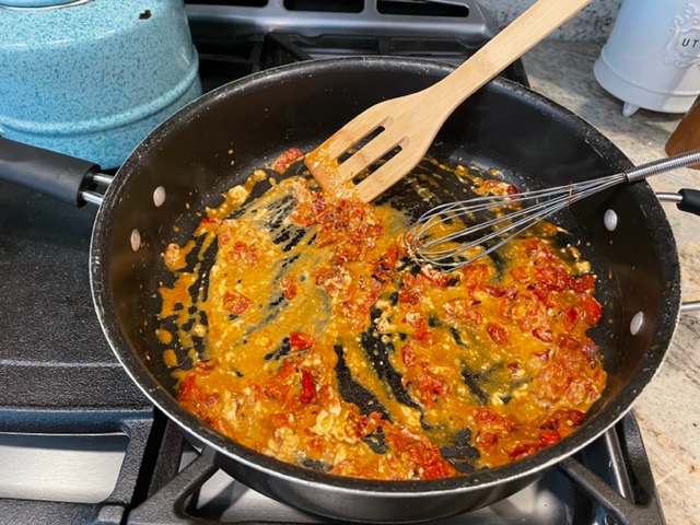 Sun Dried Tomato Spaghetti: Our Take On The RICH HelloFresh Recipe